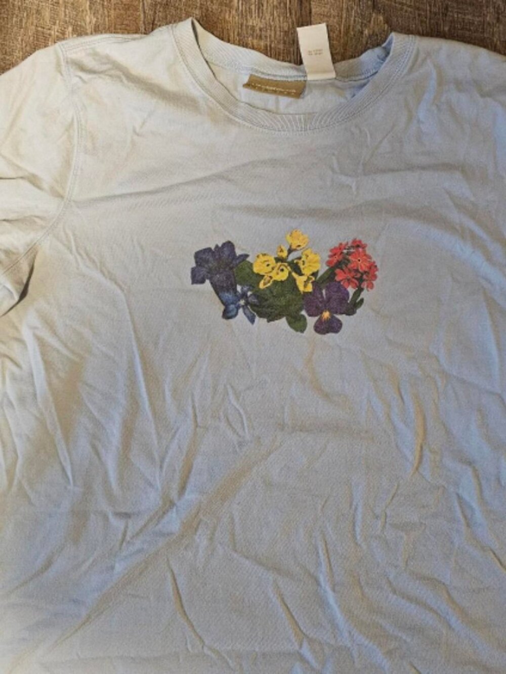 Liz Claiborne light blue floral print short sleeved T-shirt